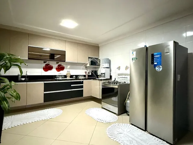 Imagem 11: Casa de 4 quartos com 2 suítes em Barcelona – Serra
