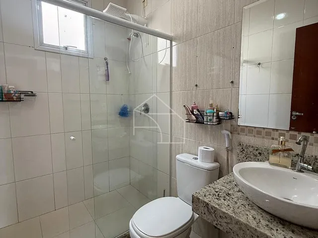 Imagem 13: Casa Triplex com 4 Quartos (2 Suítes) em Colina de Laranjeiras