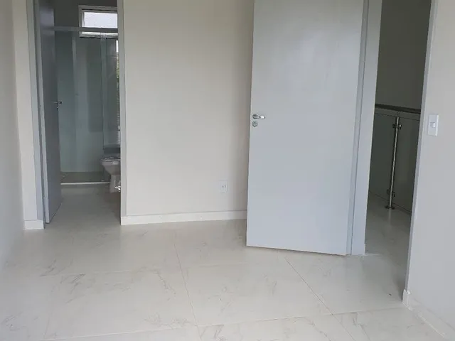 Imagem 2: Sobrado com 3 Quartos Sendo Uma Suite