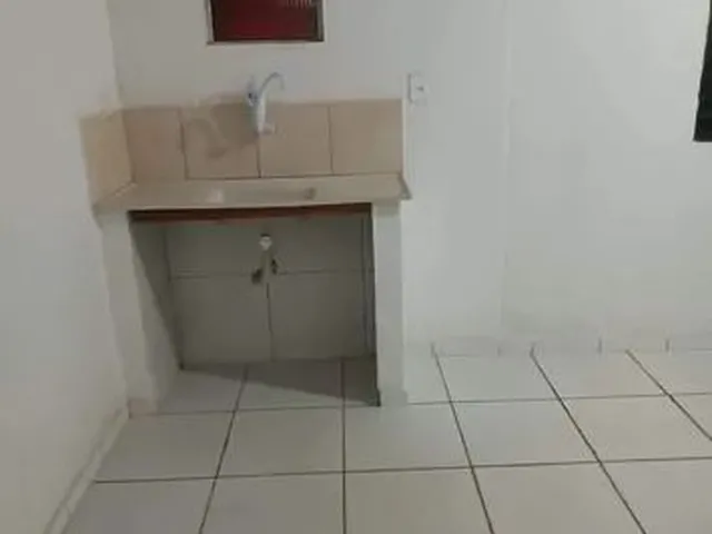 Imagem 6: Vendo Três Casas no Centro da Posse