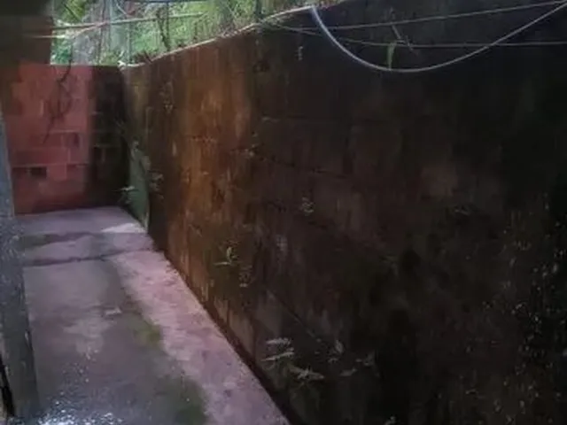 Imagem 10: Vendo Três Casas no Centro da Posse