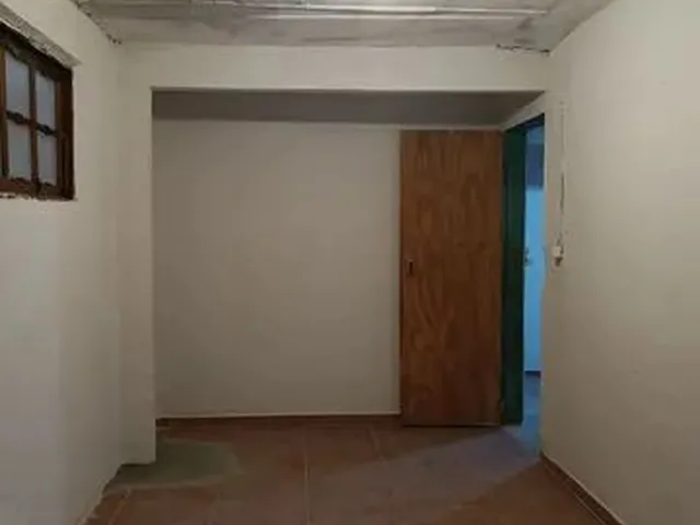 Imagem 13: Vendo Três Casas no Centro da Posse
