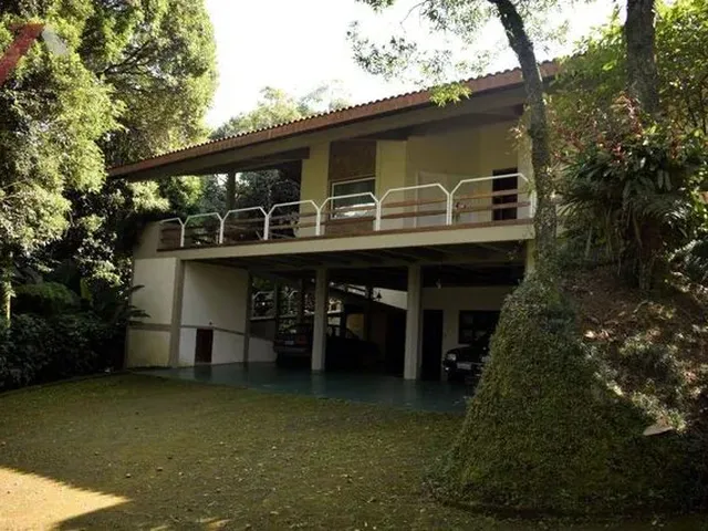 Imagem: Casa com 3 Dormitórios À Venda, 553 M²