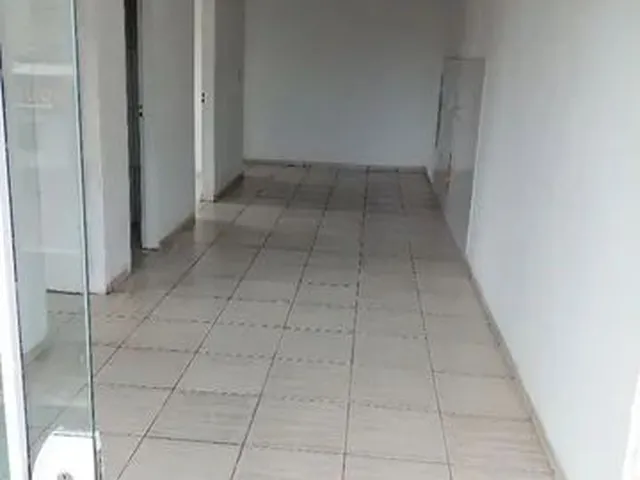 Imagem: Alugo Apartamento Grande 2 Quartos 900Reais