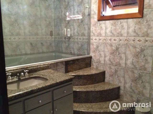 Imagem 3: Casa em Rua comercial - 02 terrenos