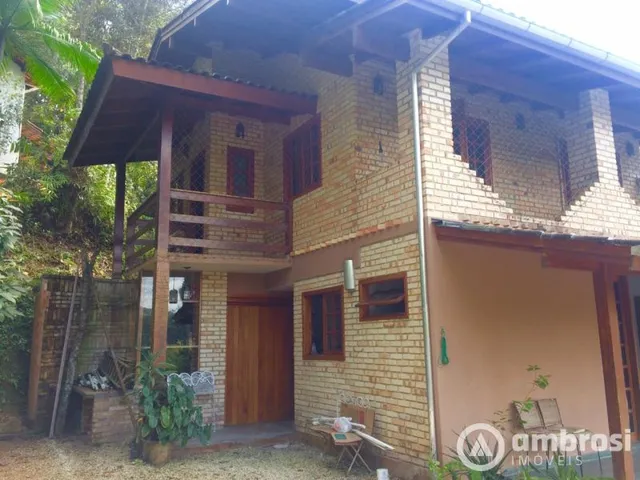 Imagem 11: Casa Diferenciada no Centro de Brusque