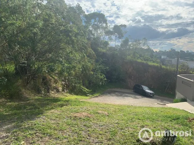 Imagem 3: Amplo Terreno Lagoa Dourada - Rua Sem Saída