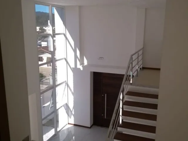 Imagem 6: Casa de Alto Padrão Recém Construída