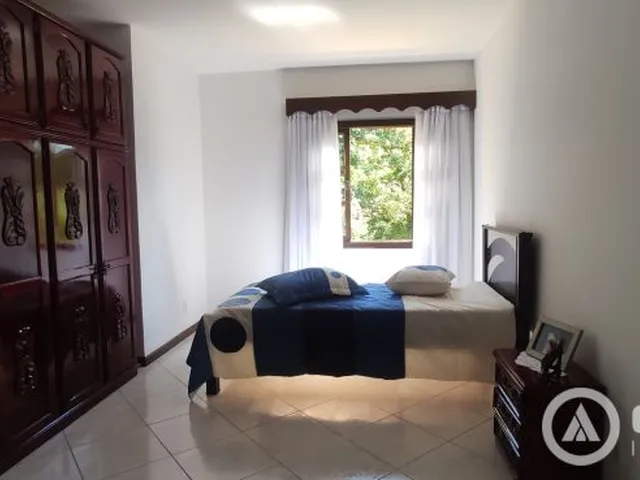 Imagem 13: Bela Casa e Muito Espaçosa - Bairro Bateas