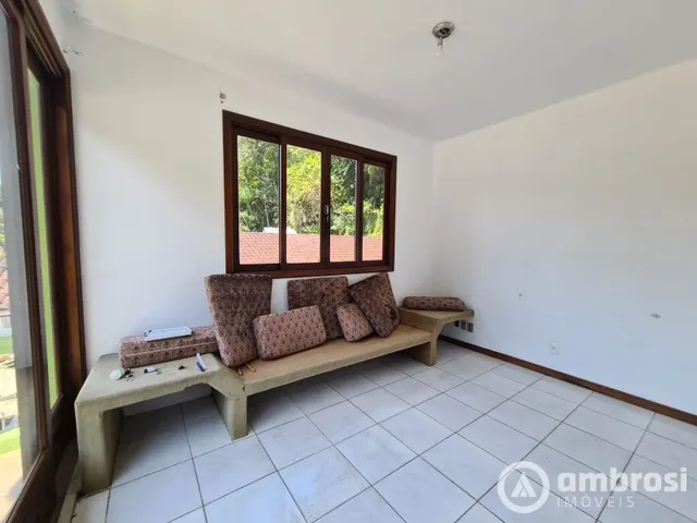 Imagem 6: CASA 1 SUITE +2 QUARTOS + 3 SALAS - AZAMBUJA - (somente piso superior