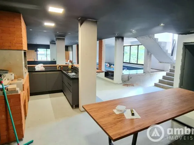Imagem 11: Linda Casa Moderna em Loteamento de Luxo