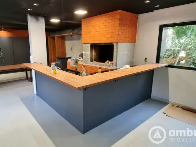 Imagem 4: Linda Casa Moderna em Loteamento de Luxo