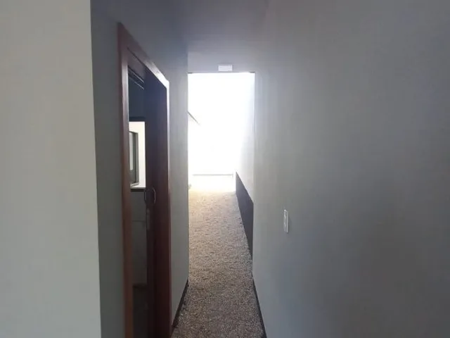 Imagem 4: Casa Baixa com 3 Dormitórios a Venda - Construção Nova
