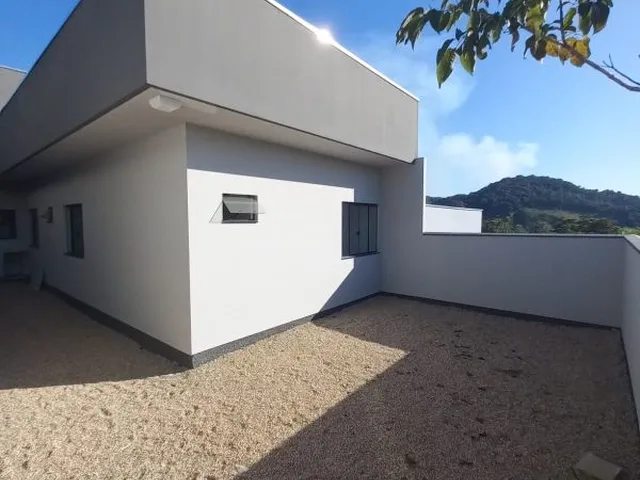 Imagem 15: Casa Baixa com 3 Dormitórios a Venda - Construção Nova