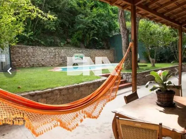 Imagem: Casa em Condomínio-À Venda-Cosme Velho-Rio