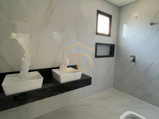 Imagem 2: Espetacular Sobrado Alto Padrão de esquina com 3 suites, Ático e Varanda Gourmet