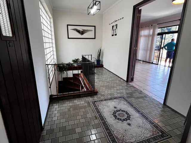 Imagem 7: Casa alto padrão, piscina, 4 suítes, 6 vagas, Cantareira