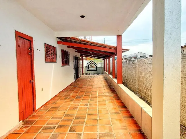 Imagem 6: OPORTUNIDADE Casa de Praia com primeiro andar na Enseada de Búzios