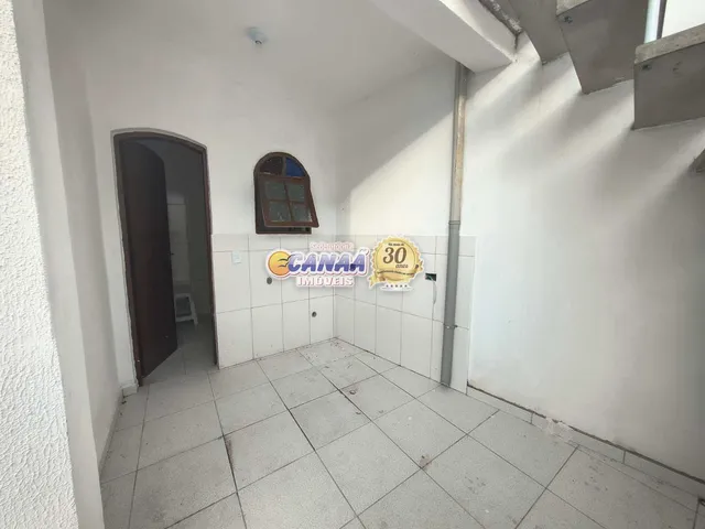 Imagem 11: Casa À Venda em Mongaguá-Sp - Lado Praia com Terraço!