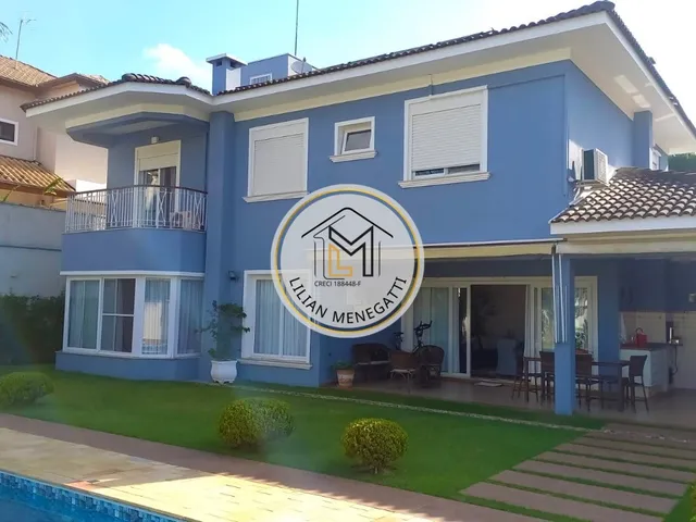 Imagem: A casa em condomínio possui 4 Dormitórios, 2 Suítes, 3