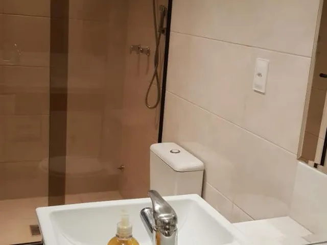 Imagem 7: Apartamentos (novos e usados) com 2 Dormitorio(s) localizado(a) no bairro Vila