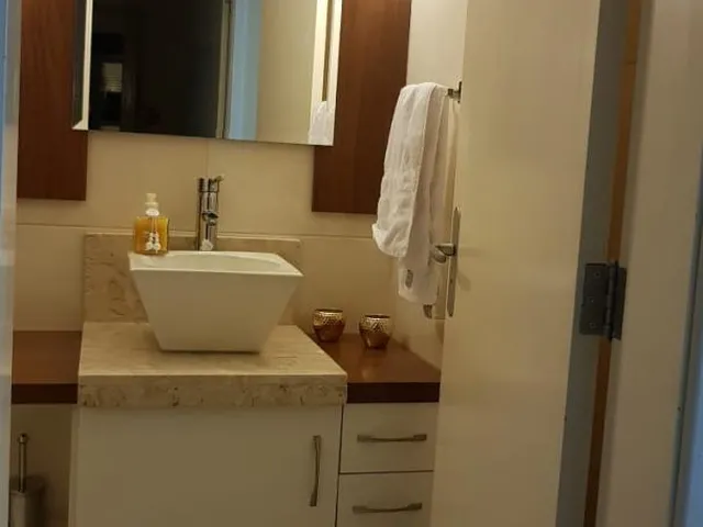 Imagem 10: Apartamentos (novos e usados) com 2 Dormitorio(s) localizado(a) no bairro Vila