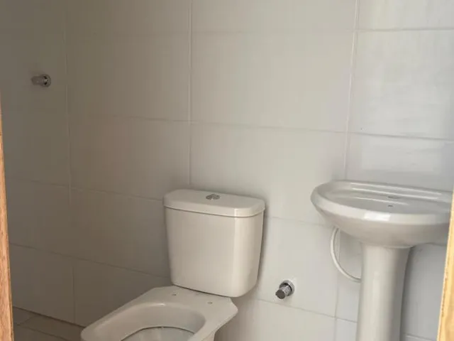Imagem 6: Casas - Sobrados ( novos e usados) com 3 Dormitorio(s) localizado(a) no bairro Parque