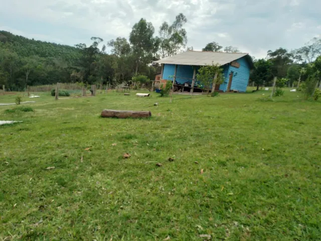 Imagem: Sitio-Chácara-Área Rural com 3 Dormitorio(s)