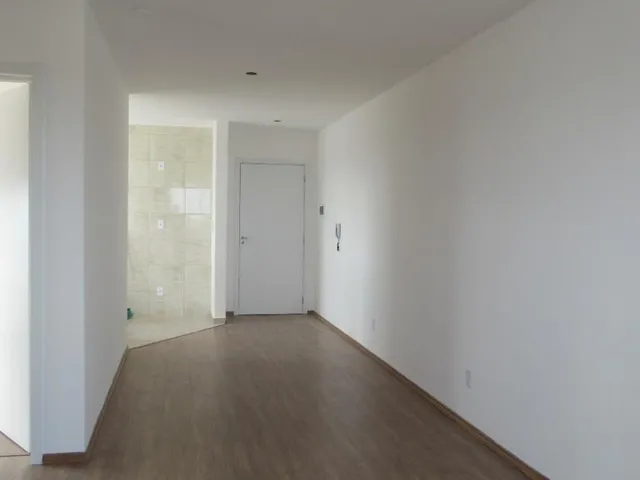 Imagem 10: Apartamentos (novos e usados) com 2 Dormitorio(s) localizado(a) no bairro Cohab A em