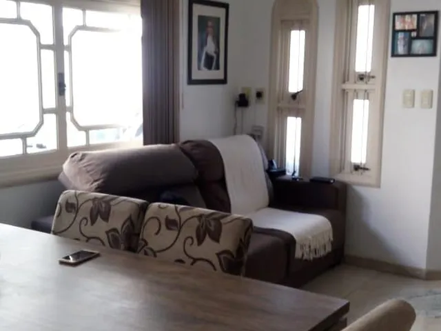 Imagem 4: Casas - Sobrados ( novos e usados) com 2 Dormitorio(s) localizado(a) no bairro Parque da