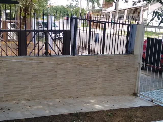 Imagem 13: Casas - Sobrados ( novos e usados) com 2 Dormitorio(s) localizado(a) no bairro Parque da