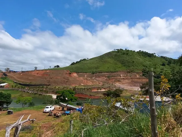 Imagem 8: AO LADO DO FUTURO AEROPORTO DE RIBEIRÃO CLARO - PR
