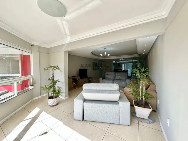 Imagem 15: Casa Sobrado em Capão da Canoa - 388m2 - 3 dormitórios Suíte - garagem para 5 carros