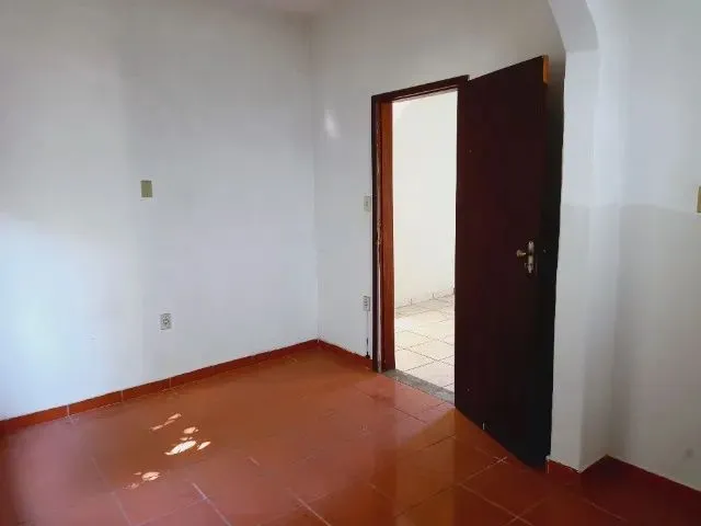 Imagem: Chácara com Mina de Água