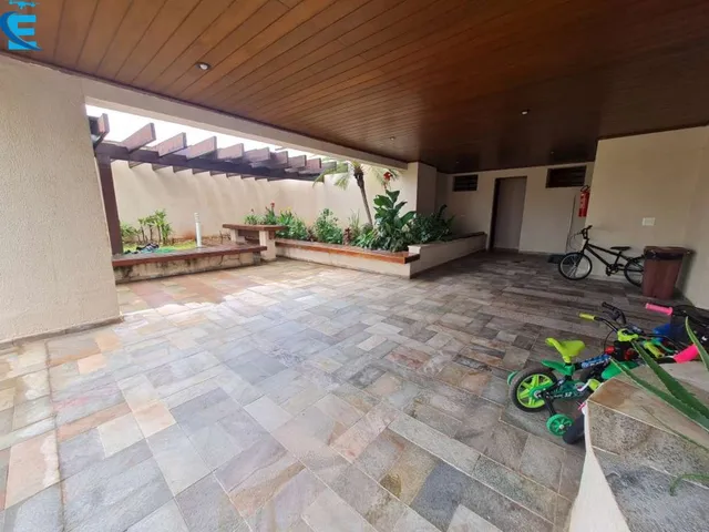 Imagem 5: Apto de 82,94 m², no Centro, com garagem, 3/4 (1 suíte), sacada na sala. Prédio com 2