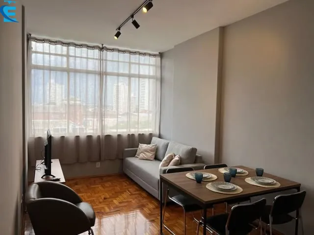 Imagem 4: Apto no Centro, de 2/4, com 65 m², lavabo, banheiro social, em prédio com 2 elevadores