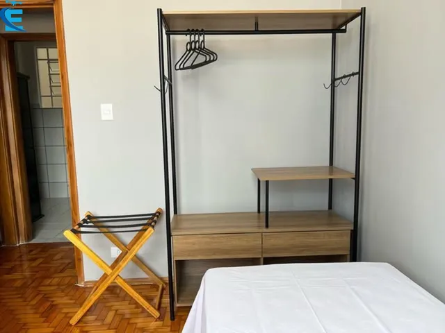Imagem 8: Apto no Centro, de 2/4, com 65 m², lavabo, banheiro social, em prédio com 2 elevadores
