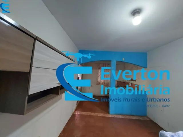 Imagem 9: Casa e sobrado com 233 m², 5 quartos, sendo um suíte, em terreno de 250 m² e vaga para