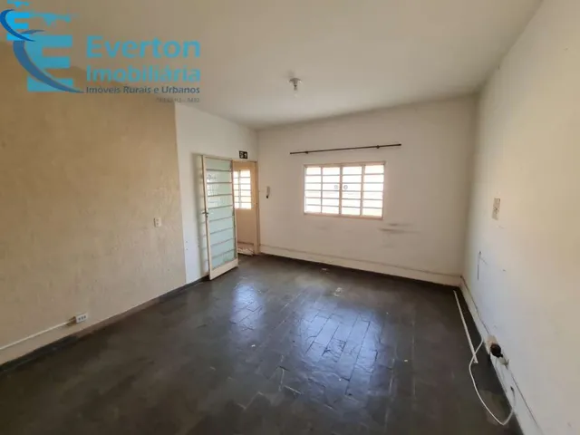Imagem 13: Imóvel Comercial de 385 M², em Terreno de 490 M², com 4 Salas Comerciais com Banheiro