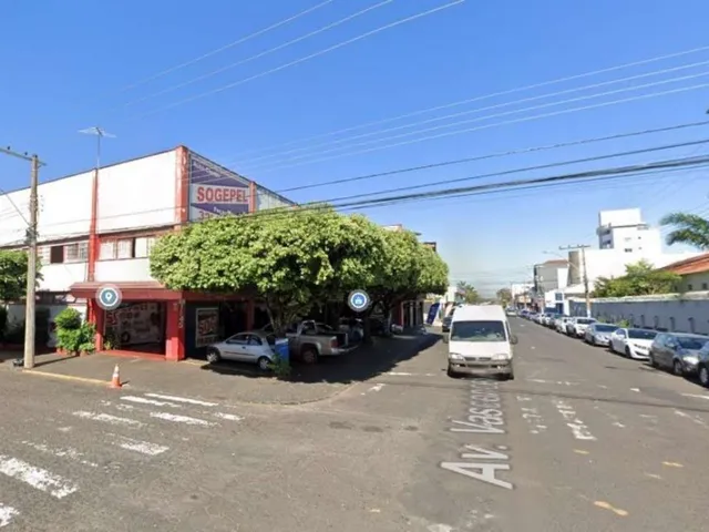 Imagem 5: Prédio de Esquina com 1095 M² em Avenida Comercial, com Loja no Ramo de Auto Center