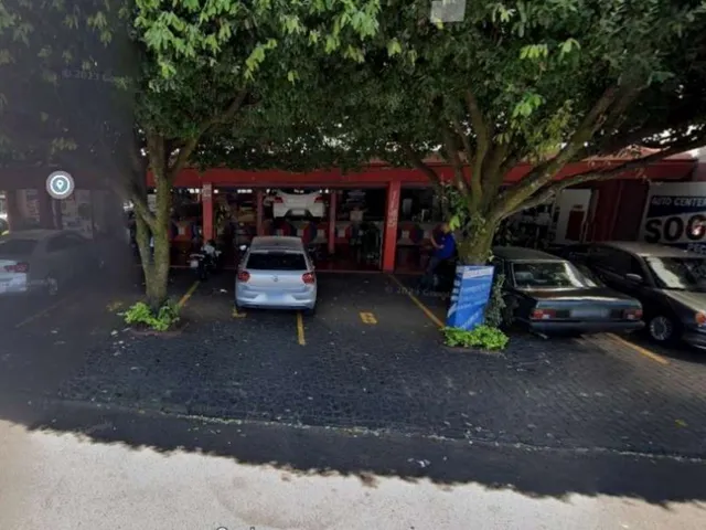 Imagem 8: Prédio de Esquina com 1095 M² em Avenida Comercial, com Loja no Ramo de Auto Center