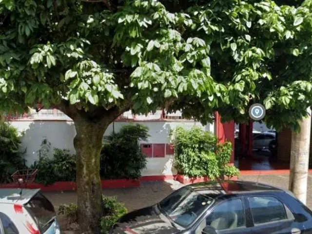 Imagem 3: Prédio de Esquina com 1095 M² em Avenida Comercial, com Loja no Ramo de Auto Center