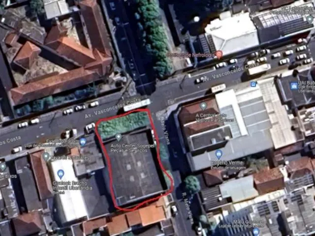Imagem 4: Prédio de Esquina com 1095 M² em Avenida Comercial, com Loja no Ramo de Auto Center