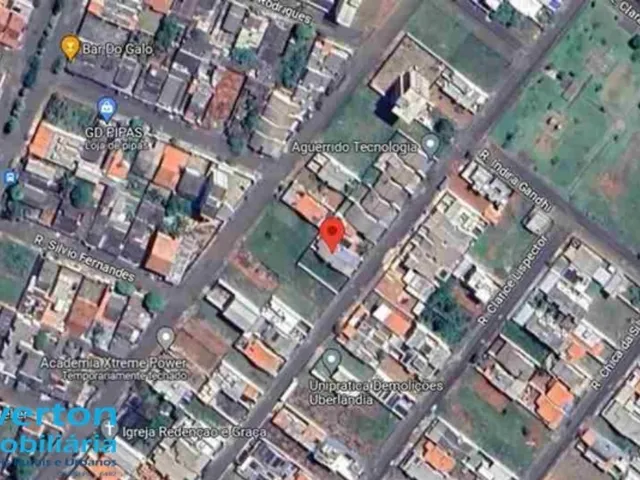 Imagem 5: Terreno de 250 m², plano e todo murado, no New Golden Ville