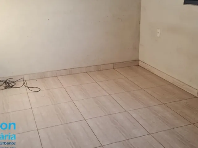Imagem 6: 2 Casas, com Aproximadamente 130 M² e 100 M², em Terreno de 250 M², no Jardim Patrícia