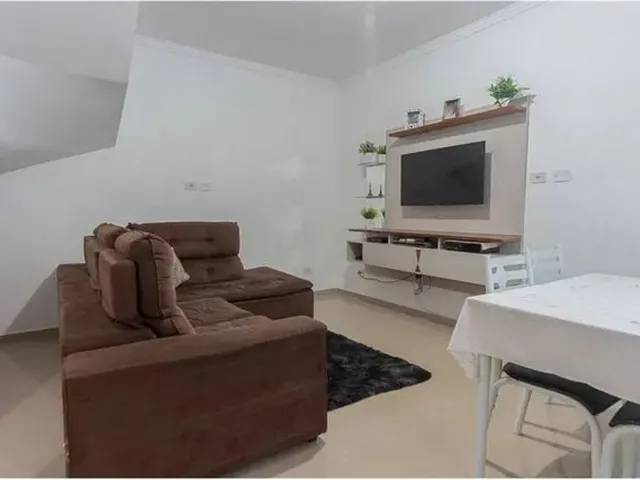 Imagem: A casa possui 2 Dormitórios, 1 Banheiro, 1 Vaga na
