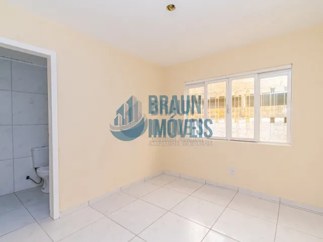 Imagem 5: Casa de 3 dormitórios sendo 1 suite com amplo pátio em Ótima localização em