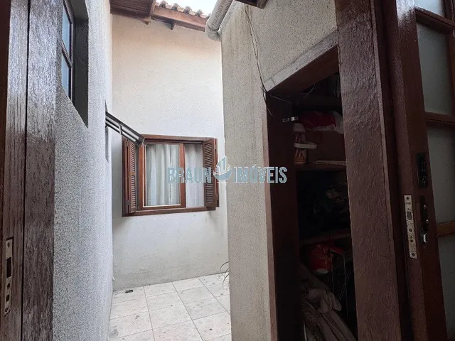 Imagem 14: Casa 3 dormitórios em Cachoeirinha com Próximo a AV principal com piscina