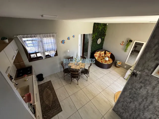 Imagem 6: Sobrado 3 dormitórios semi mobiliado sendo 2 suítes americanas com sacada no