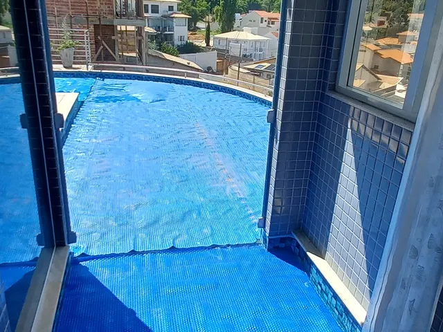 Imagem 3: Casa incrível, localizada no Pinheirinho, oferece uma vista deslumbrante da cidade e da